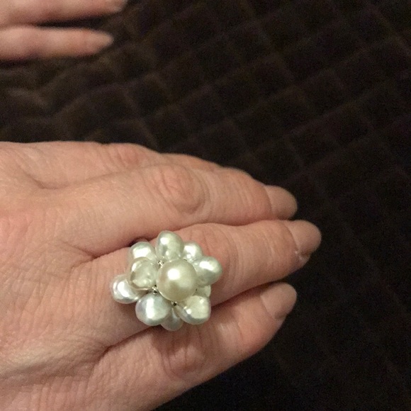 Silver Ring - Picture 1 of 5